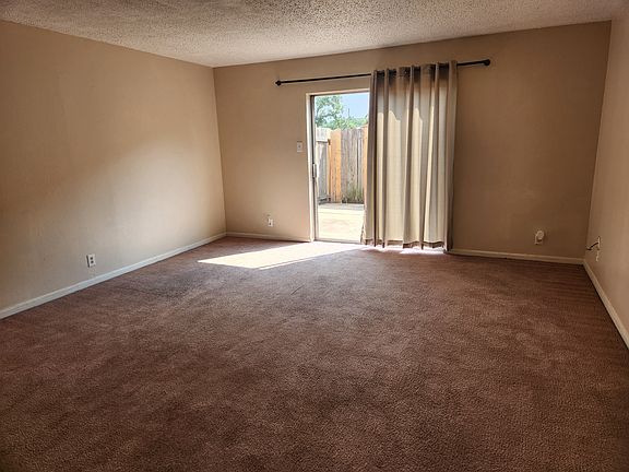 5th image of 816 Ticonderoga Dr #A