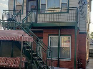 1741 N Spaulding Ave APT 1, Chicago, IL 60647