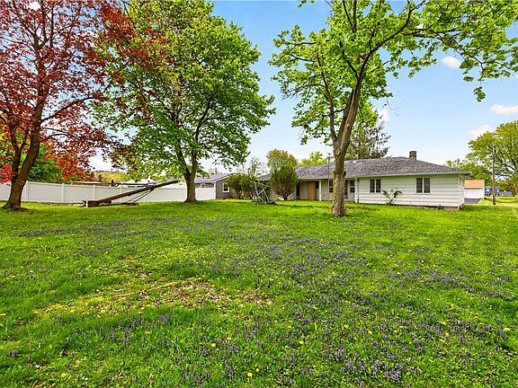 4th image of 123 Lea Dr