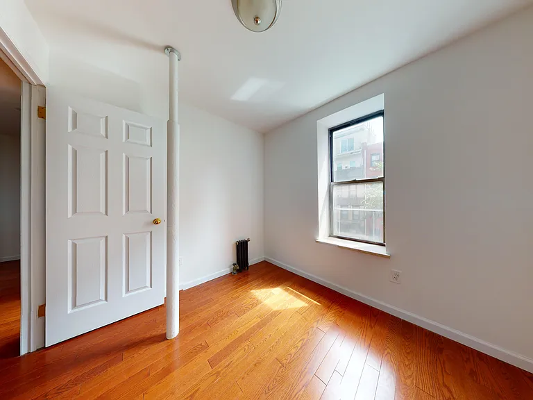 104 2nd Ave #7 — Photo 10