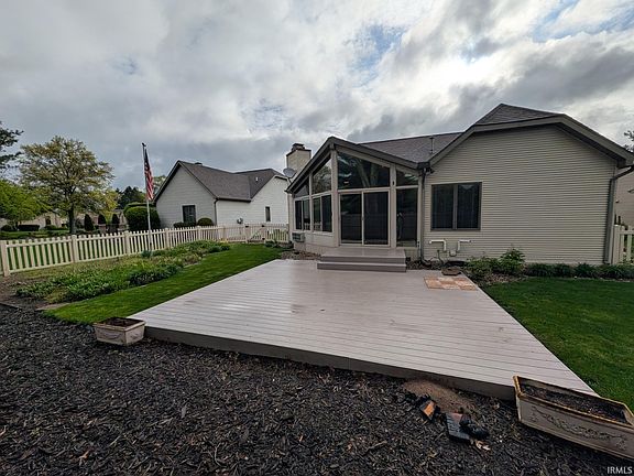 5th image of 54291 Pebblestone Ln