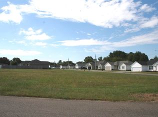 130 Huxley Rd, Martin, TN 38237