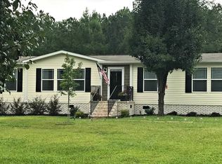 1117 Hollaway Cove Rd, Chappells, SC 29037