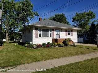 528 N Main St, Fowler, MI 48835