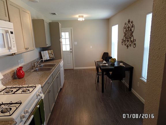 3rd image of 7718 Westlyn Dr