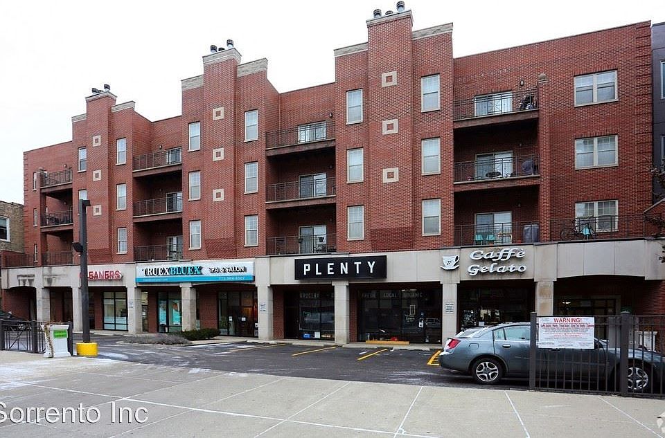 1st image of 2032-46 W Division St #403N