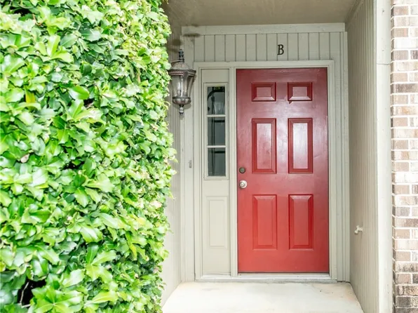 1029 Stonegate Dr APT B, Auburn, AL 36832