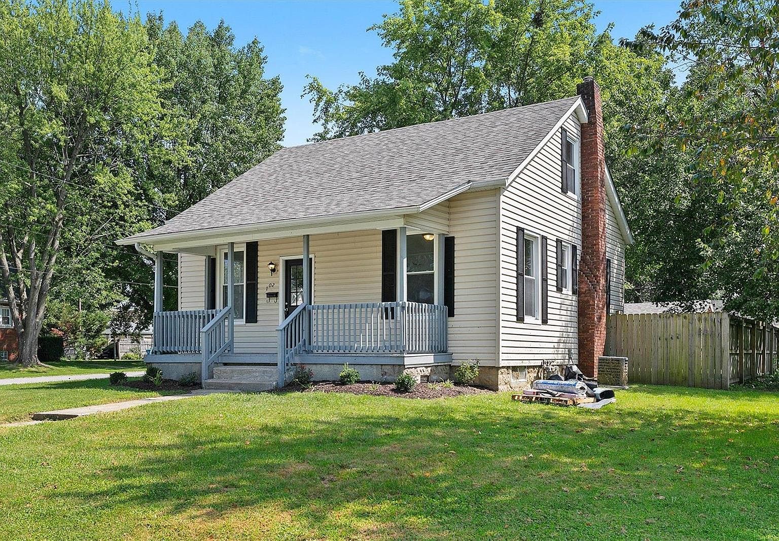 102 W 2nd St, Trenton, IL 62293 Zillow