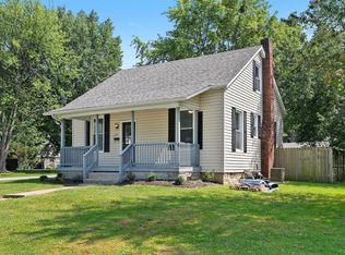 102 W 2nd St, Trenton, IL