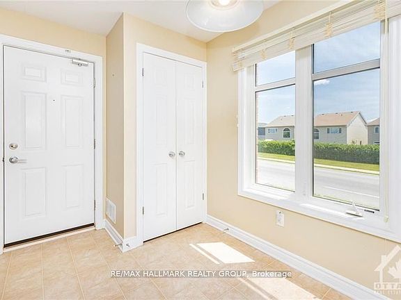 4th image of 1124 Docteur Corbeil Blvd #5