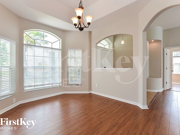 5th image of 733 Via Bianca Dr