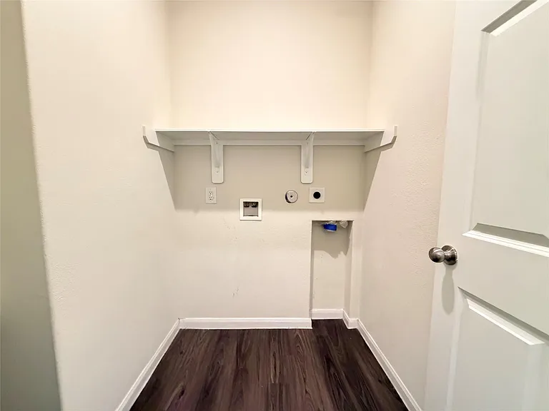 10233 Cleartide Ln — Photo 10
