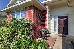 1st image of 7546 Oakleigh Dr