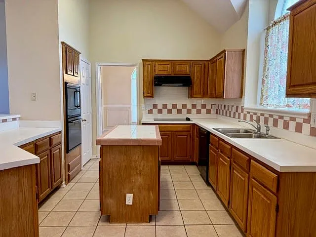 2705 Water Oak Dr — Photo 8