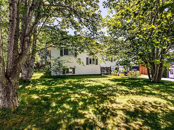 3rd image of 38 Uplands Road