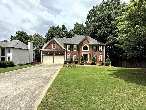5th image of 5020 McIntosh Dr
