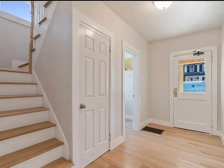 24 Weaver St #A — Photo 2