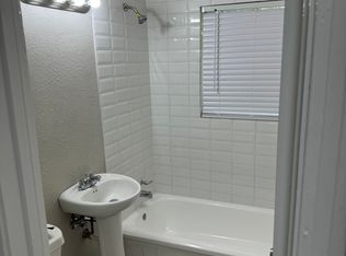 2558 NW 22nd St #1, Fort Worth, TX 76106