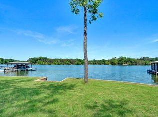 208 Gardenia Dr, Ninety Six, SC 29666