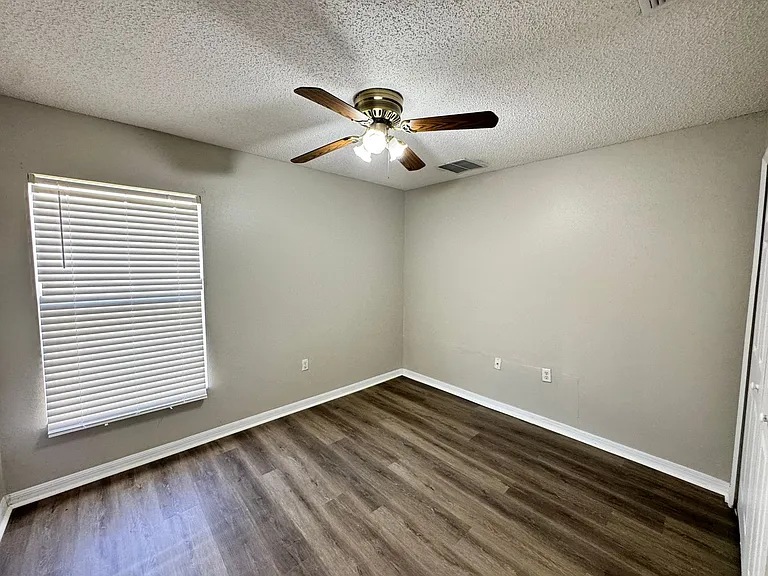 639 Bittern Ct — Photo 42