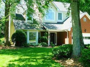 2025 N Creek Cir, Alpharetta, GA 30009