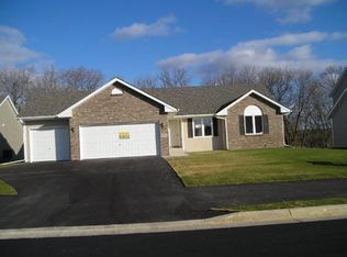 7093 Mullinshire Way, Machesney Park, IL 61115