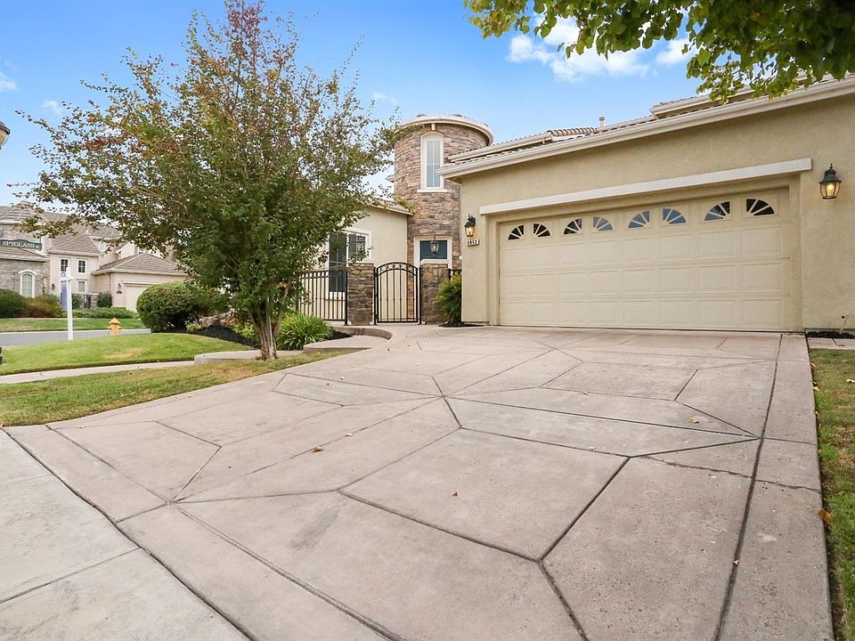 1st image of 3912 Spyglass Ct