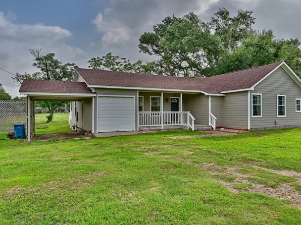 1532 Highway 159 W, Bellville, TX 77418