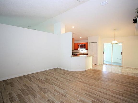 2nd image of 3506 Woodbridge Ave