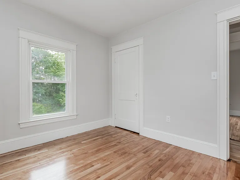 206 Pine St #2 — Photo 9