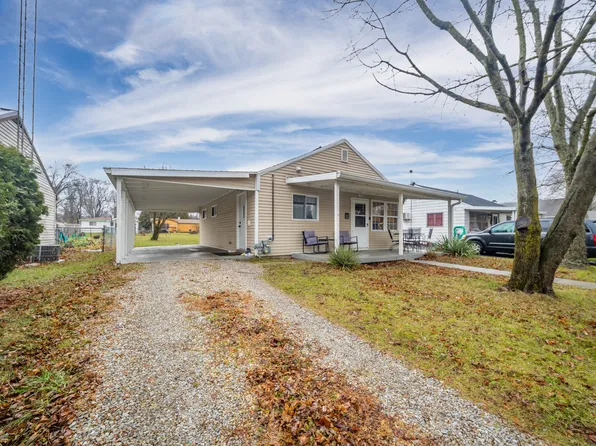 1424 Illinois St, New Castle, IN 47362