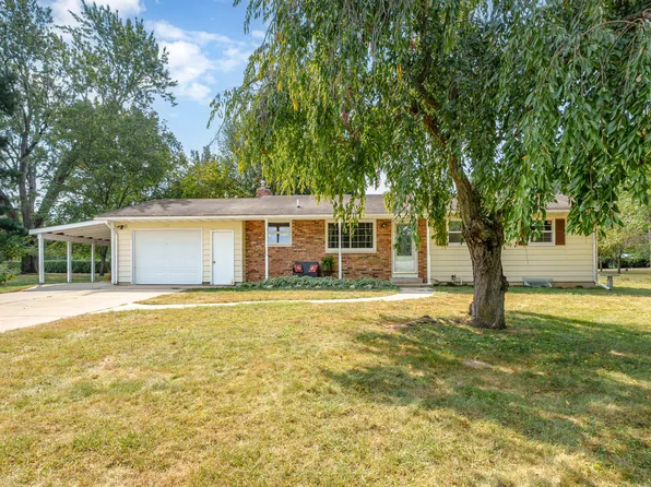 122 Lakeview Ter, Paw Paw, MI 49079