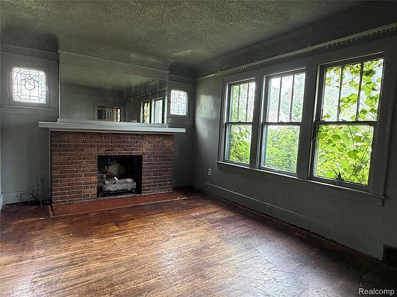 4th image of 9565 Cheyenne St
