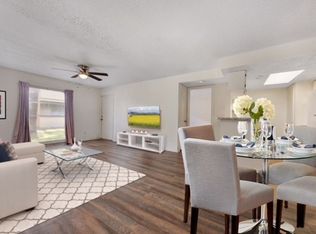 Columbia Oaks, Tampa, FL 33612