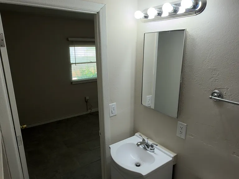 2920 N Geronimo Ave #3 — Photo 10