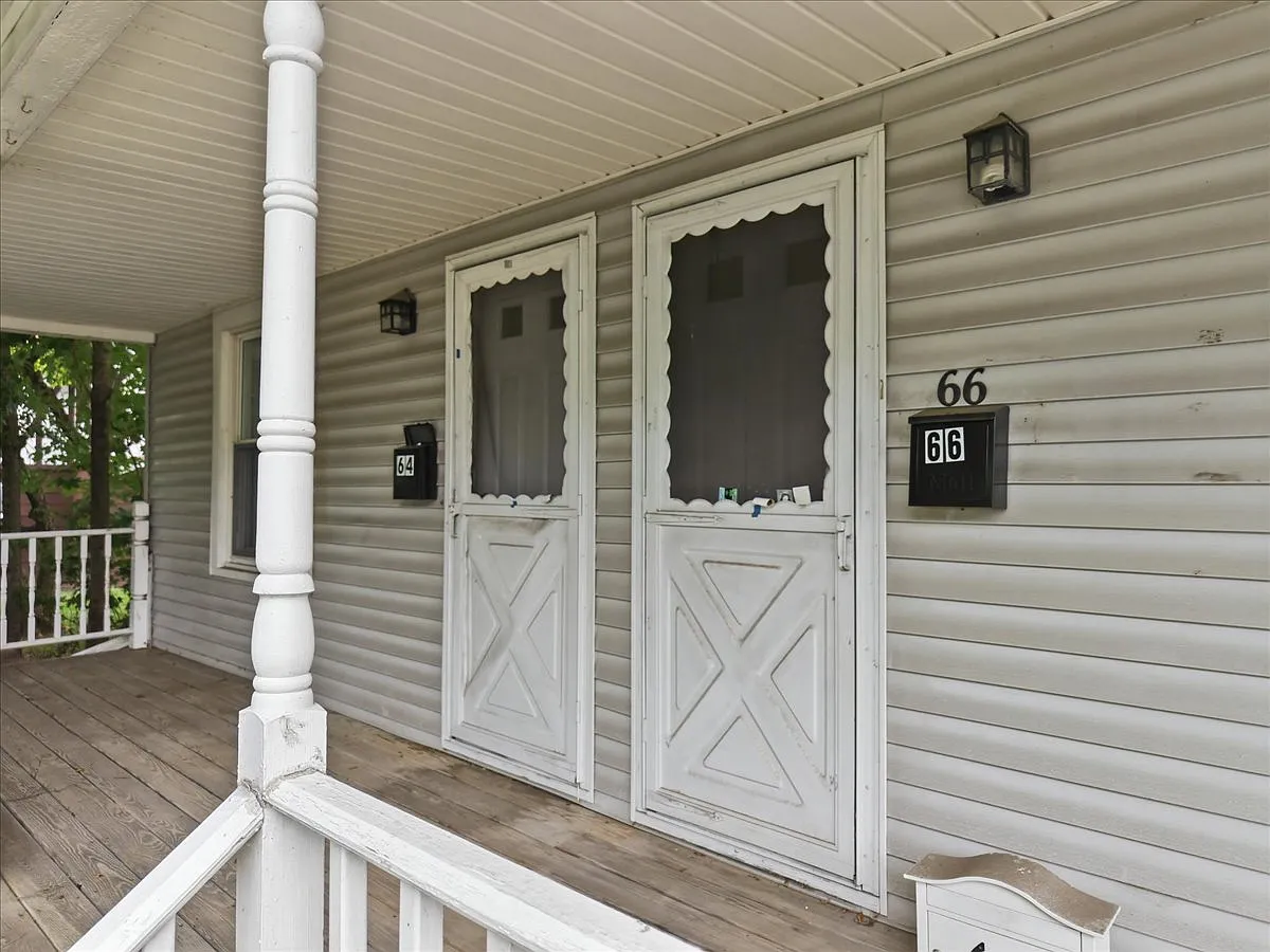 3 bed, 1536 sqft, $2,200 — Photo 3