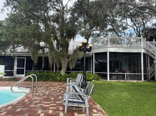 3679 SW SAINT LUCIE SHORES Drive, Palm City, FL 34990