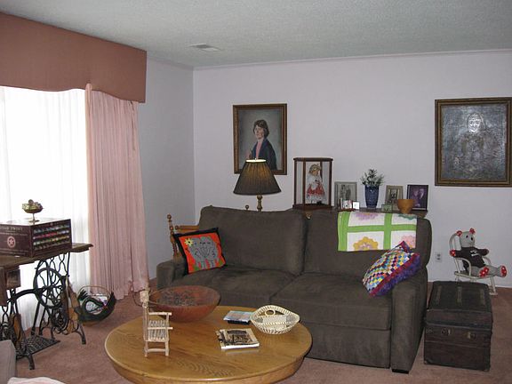 5th image of 12208 Sierra Grande Ave NE