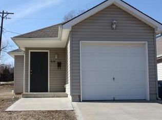 828 S Mills St, Independence, MO 64050
