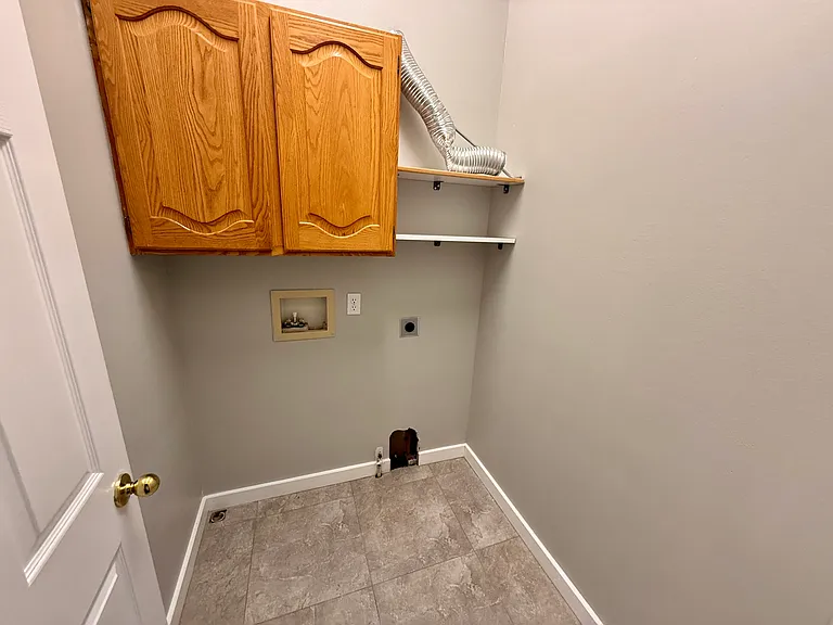 12397 S 3240 W — Photo 19