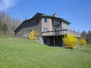 4th image of 122 Ark Ln
