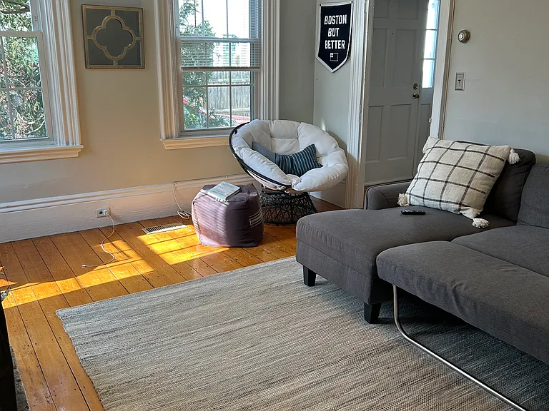 6 Salem Street Ave — Photo 3