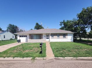 201 Cornell Ave, Liberal, KS 67901