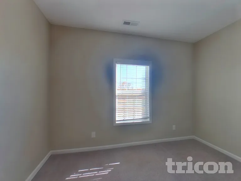 1016 Cyril Dr — Photo 11