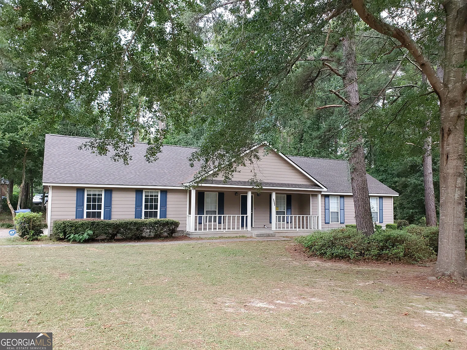 3 bed, 2.0 bath, $1,900 — Photo 4