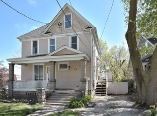 314 N Tryon St #2, Woodstock, IL 60098