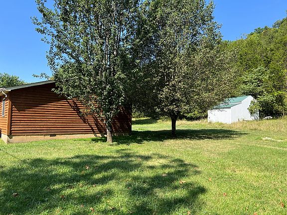 5th image of 2220 Moores Run Rd