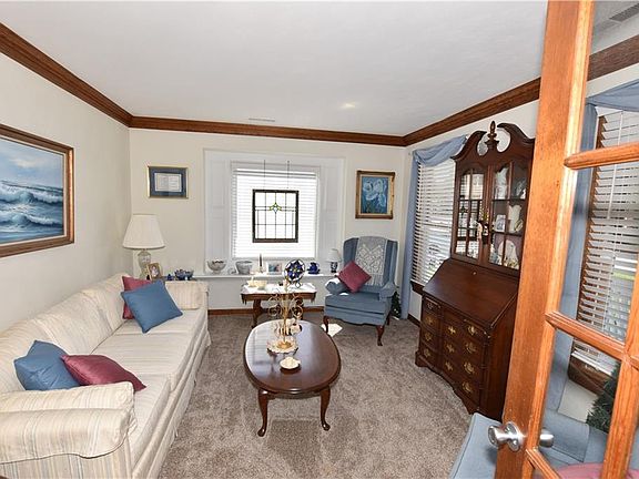 3rd image of 1440 Hunningdon Woods Blvd