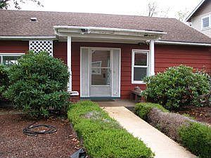4th image of 1960 E Island Lake Dr