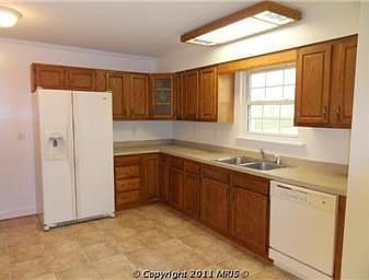 4th image of 29763 Skyview Dr